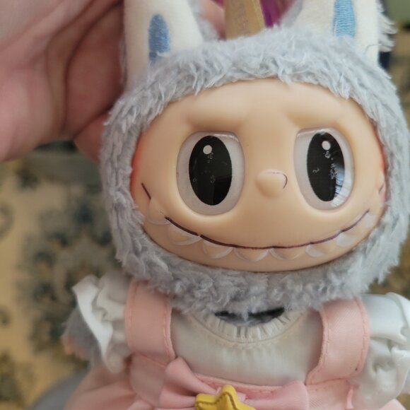 🔥🔥REDUCED! 🔥🔥Labubu Exciting Macaron with Pompom Charms - Picture 12 of 13